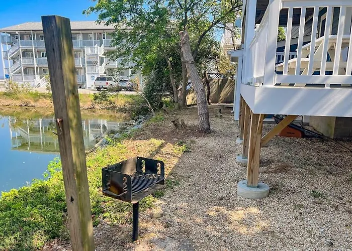 La Vista Bay-112 - 75th St -upper -d *